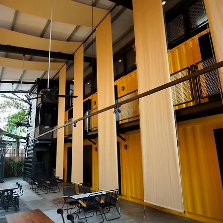 Container Hotel-2