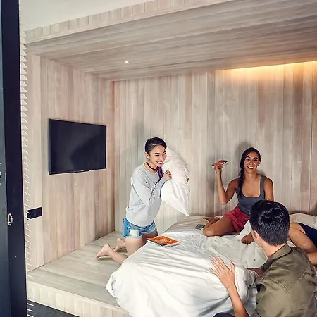 Container Hotel-3